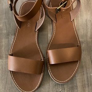 Never worn Madewell sandals